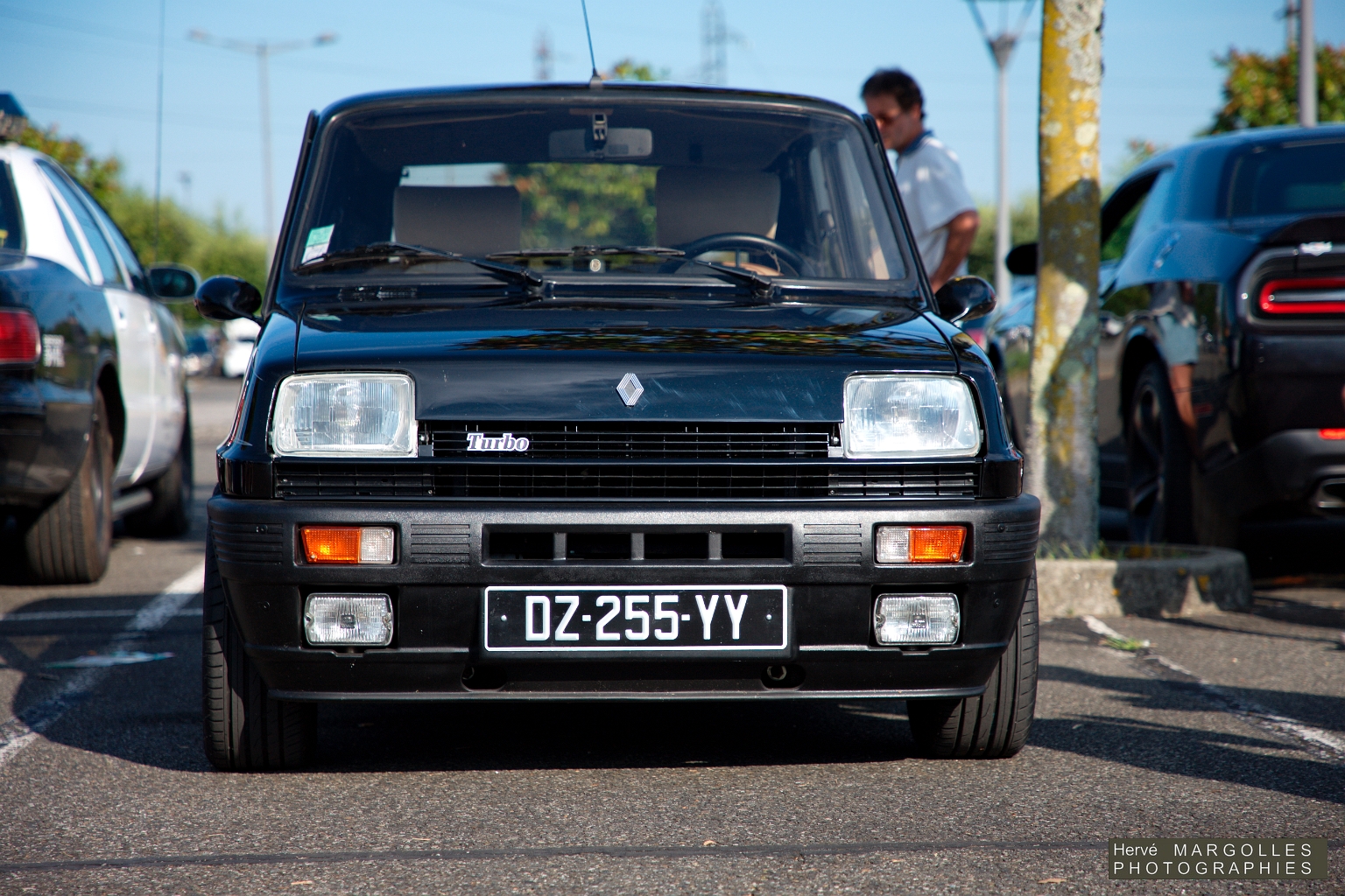 Renault 5 Alpine Turbo-03.jpg
